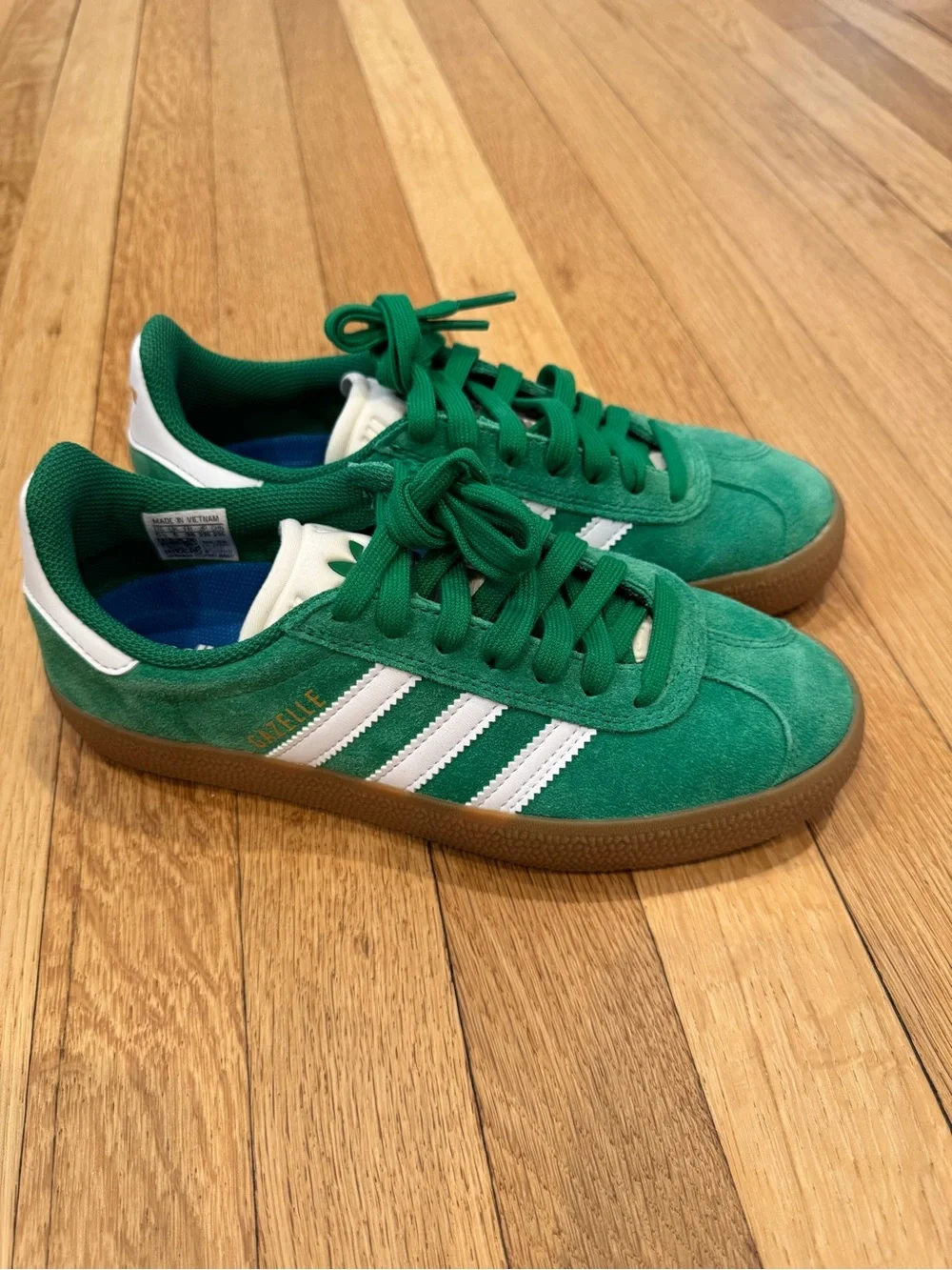 Adidas Gazelle Green Suede Sneakers with White Stripes NWT NO BOX